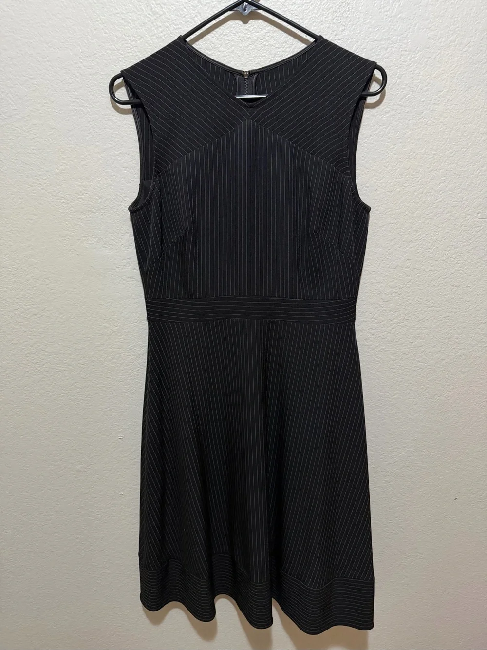 Tahari Arthur S. Levine Black Pinstripe Tailored Fit & Flare Dress Size 6